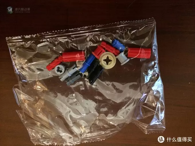 玩具，第一次玩到停不下来的感觉：LEGO 乐高 机械组 Technic 9398 四驱越野遥控车