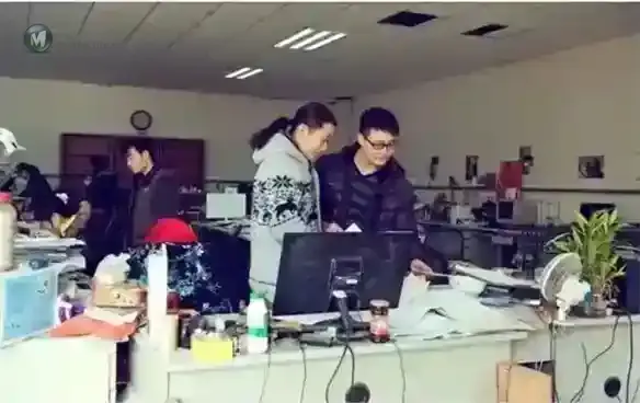 我喜欢的国漫,居然是在“血汗工厂”里画出来的? 我喜欢的国漫,居然是在“血汗工厂”里画出来的?