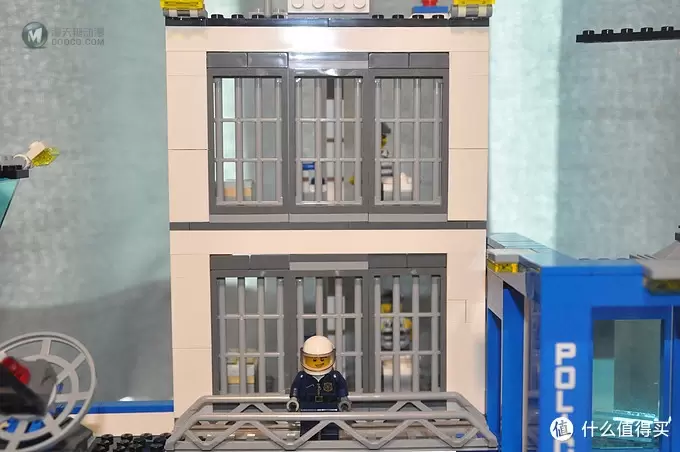 单反毁一生，LEGO穷三代 篇一百三十六：LEGO City 60047 城市系列 警察局 Police Station