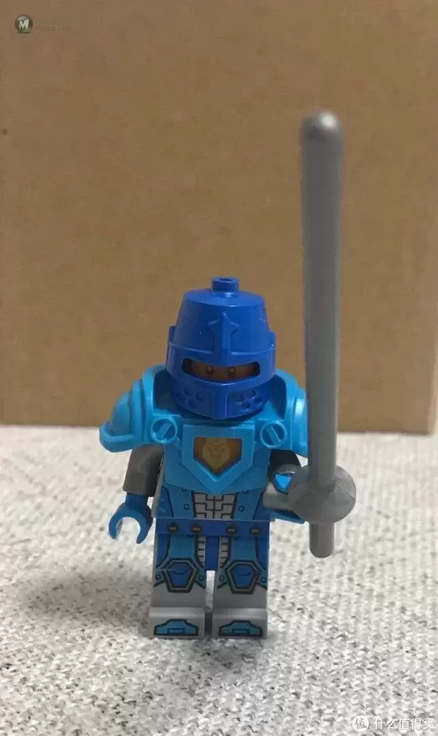 蓝色盔甲未来骑士拼砌包30376