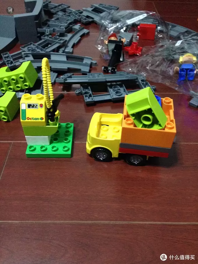六一儿童节坑爹娃的最新力作：LEGO 乐高 豪华火车套装 10508