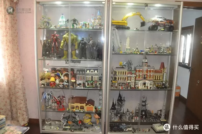 我是如何放下我的100套LEGO的—我的LEGO展示柜进化史