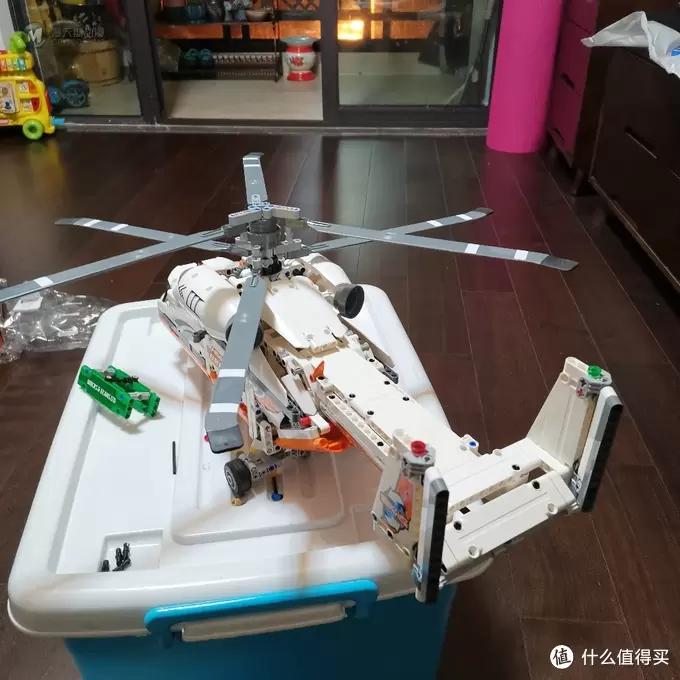 老杨的玩具仓库 篇十：乐高机械组 42052 双旋翼运输直升机