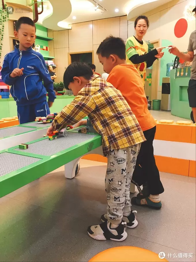 4岁半男孩爱积木——记录他独立拼插乐高的日常
