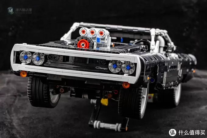 暴力“砖”业户---LEGO 42111 Dom`s Dodge Charger