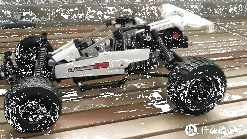 小米积木沙漠赛车：还原真车机械魅力 打造孩子的机械梦