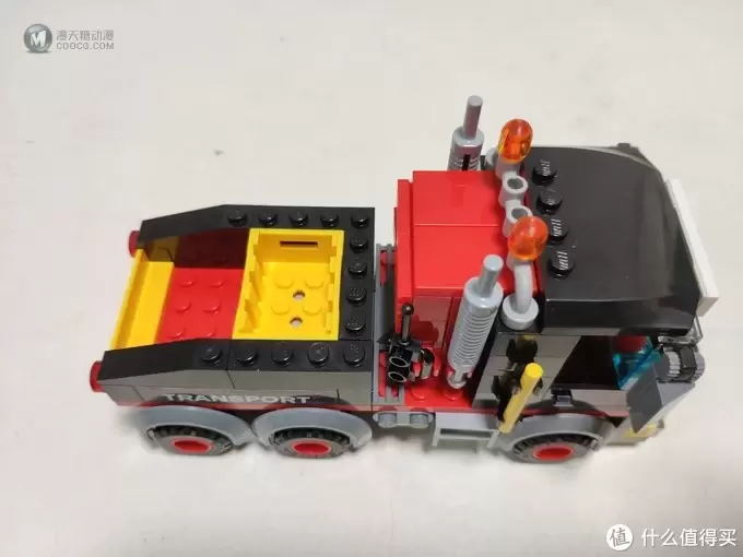 LEGO60183 值得拥有的小拖车+小飞机