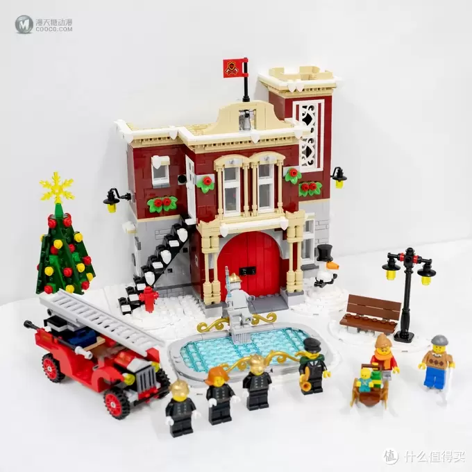 应景又好玩、非常热闹的圣诞套装：乐高创意百变系列 10263 冬季消防局
