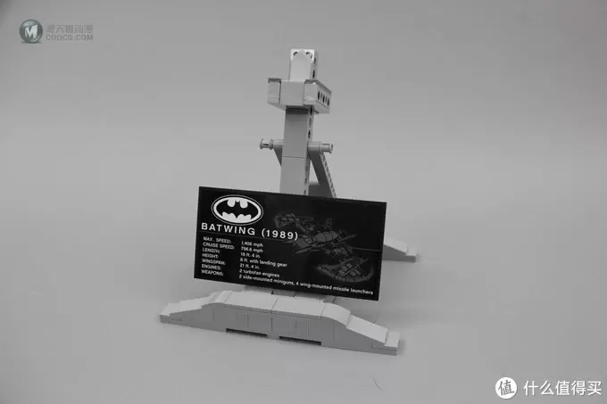 不惑大叔的legogo 篇四十七：圆月弯刀：乐高蝙蝠飞翼战机BATWING(LEGO76161)