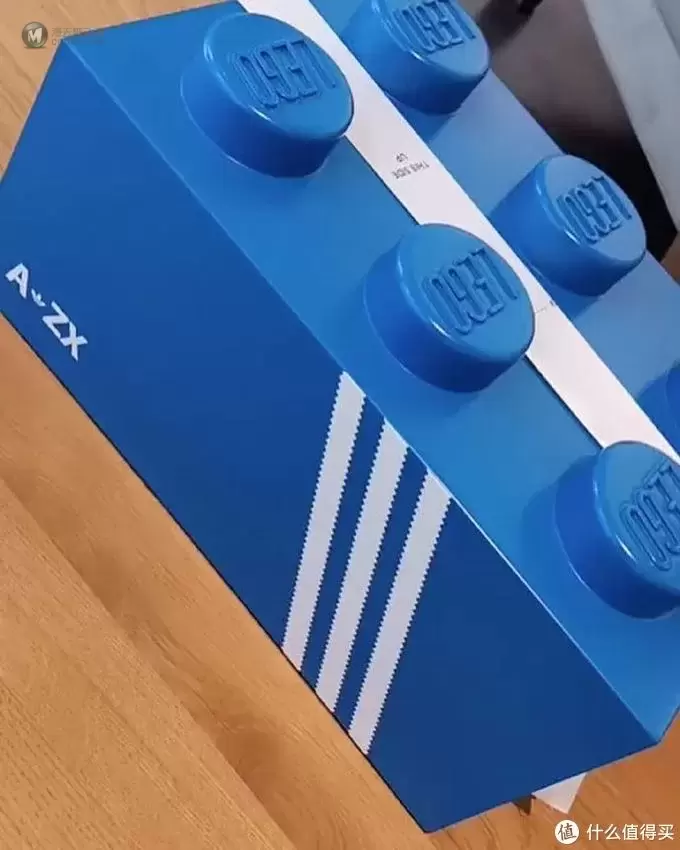 欢迎来到乐高世界：又是一场跨界合作 LEGO X adidas 联名公布