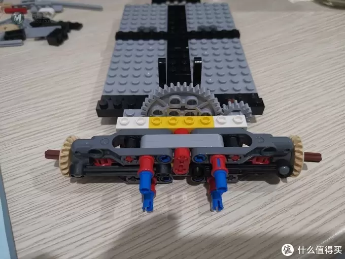 老杨的玩具仓库 篇三十三：LEGO 10265 福特野马评测