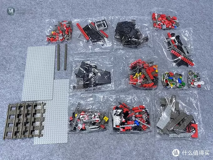 乐高小小追绝日记 篇二十九：LEGO 10027 火车机车库