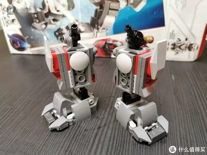 LEGO 76124战争机器重武装机甲的站直小改造