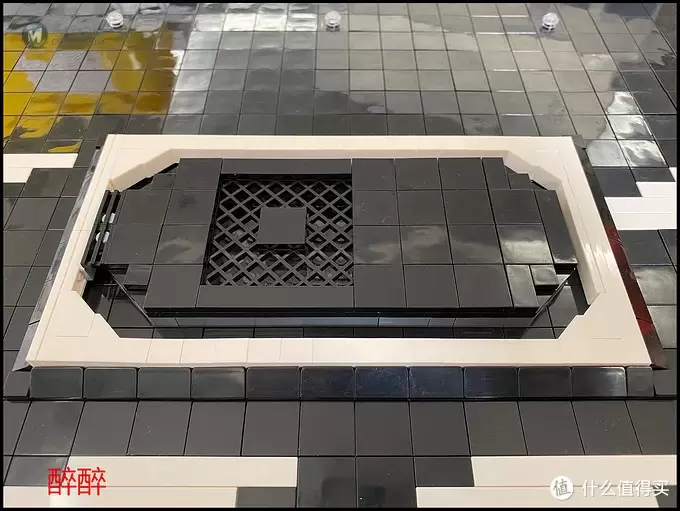 MOC 篇十五：【MOC】Docking Bay（千年隼停机坪）醉测评