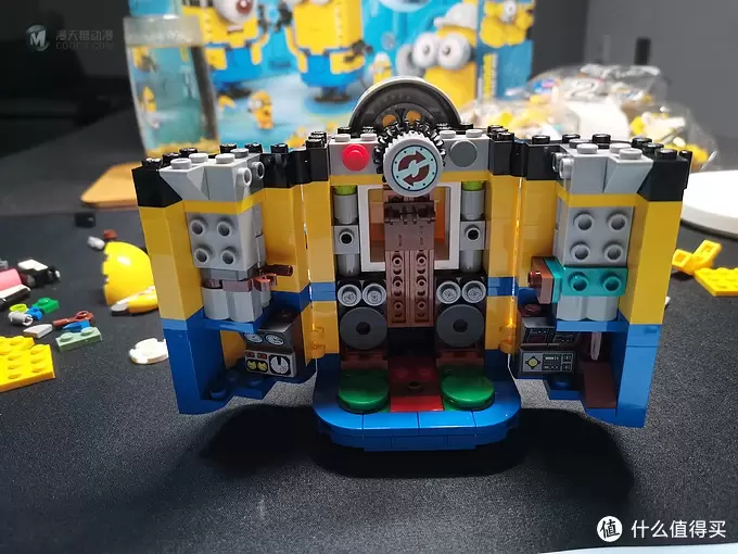 老杨的玩具仓库 篇二十：老杨的玩具仓库二十一：LEGO 小黄人秘密基地 75551  