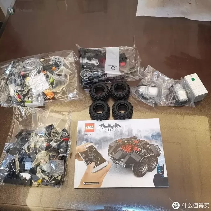 老杨的玩具仓库 篇十七：老杨的玩具仓库 篇十七：lego 76112 遥控蝙蝠车