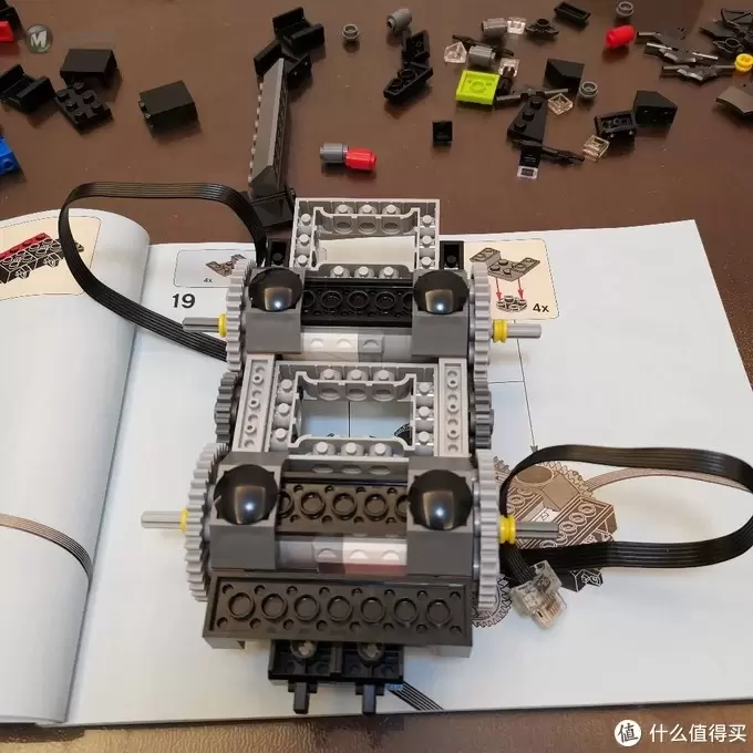 老杨的玩具仓库 篇十七：老杨的玩具仓库 篇十七：lego 76112 遥控蝙蝠车