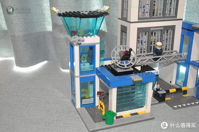 单反毁一生，LEGO穷三代 篇一百三十六：LEGO City 60047 城市系列 警察局 Police Station