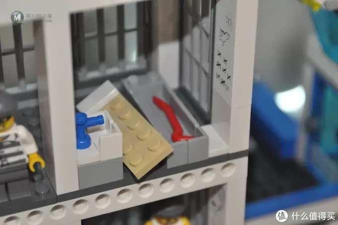 单反毁一生，LEGO穷三代 篇一百三十六：LEGO City 60047 城市系列 警察局 Police Station