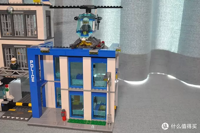 单反毁一生，LEGO穷三代 篇一百三十六：LEGO City 60047 城市系列 警察局 Police Station