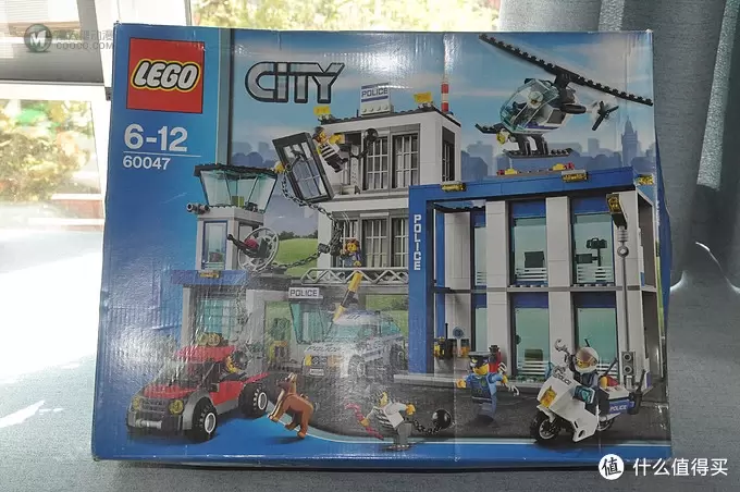 单反毁一生，LEGO穷三代 篇一百三十六：LEGO City 60047 城市系列 警察局 Police Station