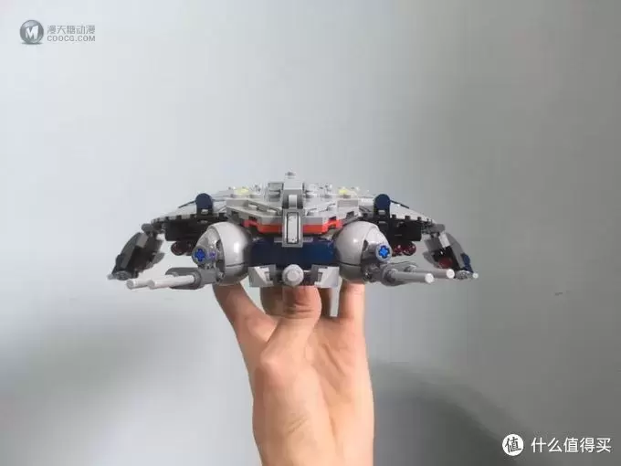 乐高星球大战 篇二：LEGO乐高75233分离组织机器人炮艇