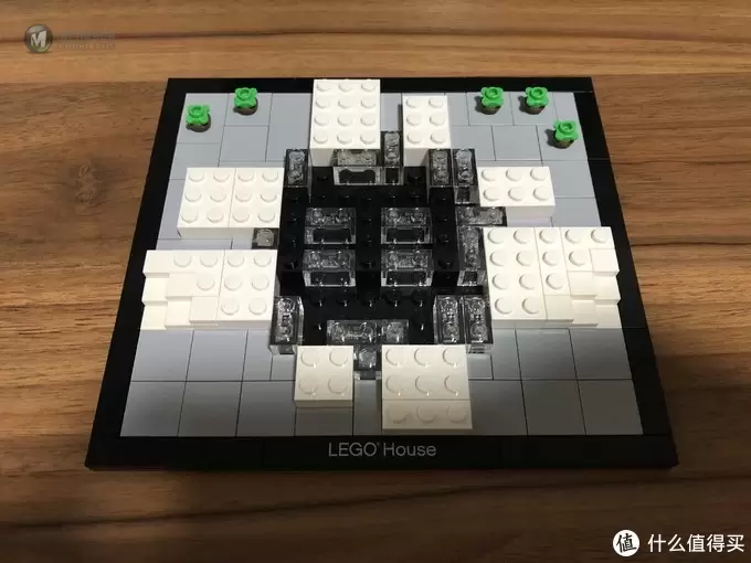 乐高建筑系列 篇一：LEGO HOUSE 4000010