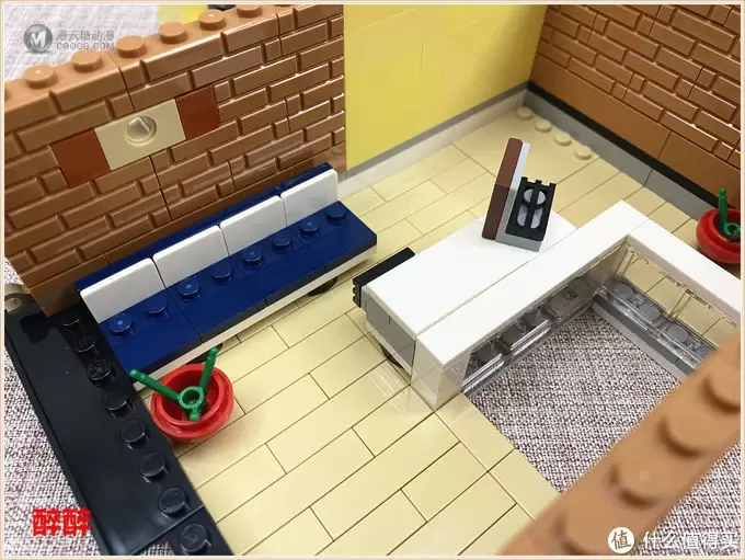 MOC 篇十三：乐高积木31097（Townhouse）街景化---醉测评