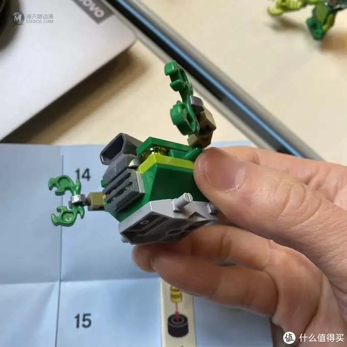 乐高这个大坑 篇六十八：LEGO超级英雄系列76071蜘蛛侠对战蝎子