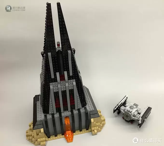 不惑大叔的legogo 篇四十三：黑山老妖：乐高星战系列之维达城堡（LEGO75251）