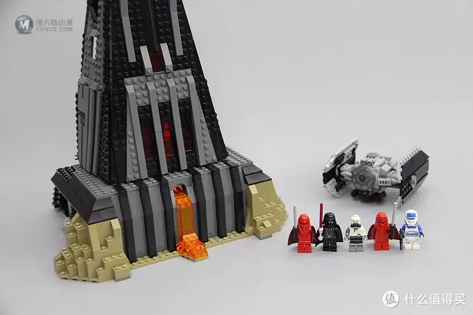 不惑大叔的legogo 篇四十三：黑山老妖：乐高星战系列之维达城堡（LEGO75251）