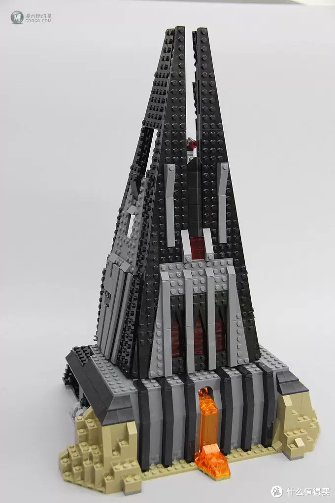 不惑大叔的legogo 篇四十三：黑山老妖：乐高星战系列之维达城堡（LEGO75251）