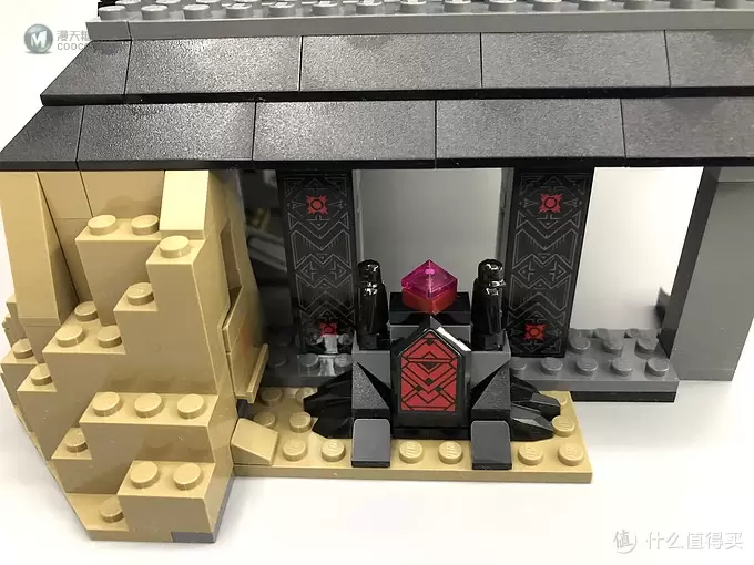 不惑大叔的legogo 篇四十三：黑山老妖：乐高星战系列之维达城堡（LEGO75251）