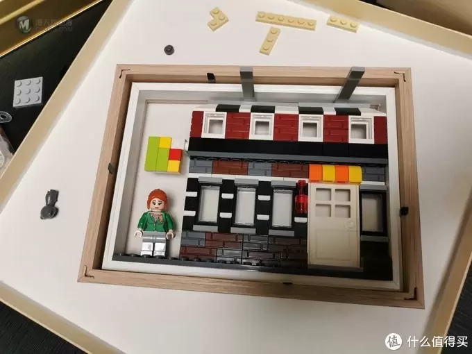 MOC其实也可以很简单好玩 篇八：又把积木塞进了IKEA相框——LEGO 乐高 CITY 城市组