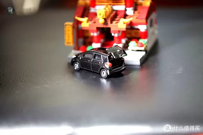 带你看看多美卡三款丰田合金小车