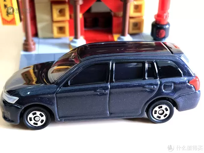 带你看看多美卡三款丰田合金小车