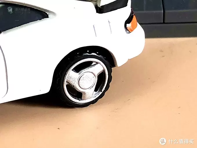 带你看看多美卡三款丰田合金小车