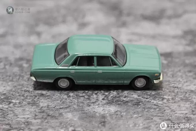 TOMICA 多美卡 TLV TOYOTA CROWN 开箱晒单