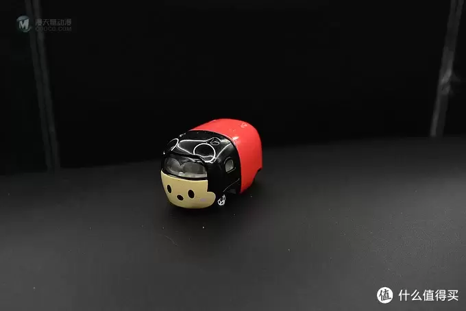 每逢特价入两个 组建TAKARA TOMY多美 mini合金车队