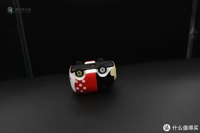 每逢特价入两个 组建TAKARA TOMY多美 mini合金车队