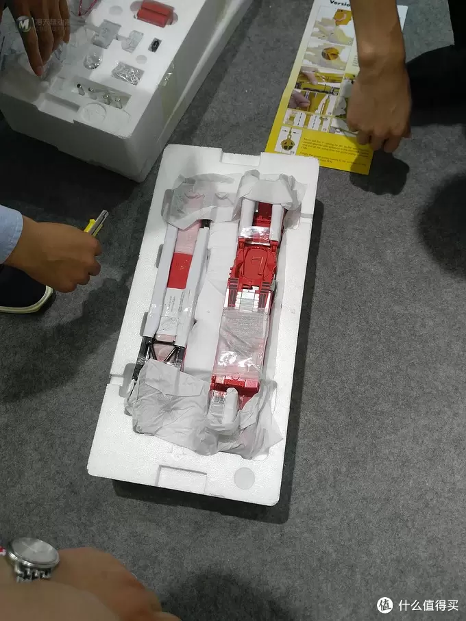 一柱擎天—利勃海尔LTM11200 1:50合金模型