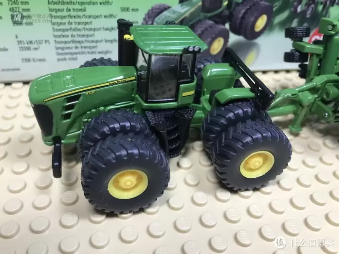 SIKU 仕高 1:87 合金模型 SKUC 1856 八轮重型拖拉机 John Deere 9630