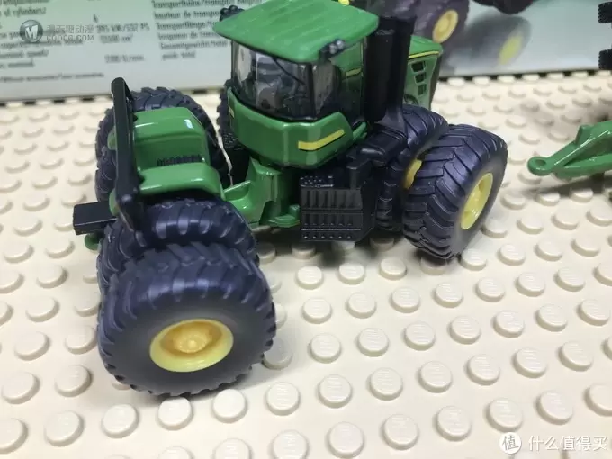 SIKU 仕高 1:87 合金模型 SKUC 1856 八轮重型拖拉机 John Deere 9630