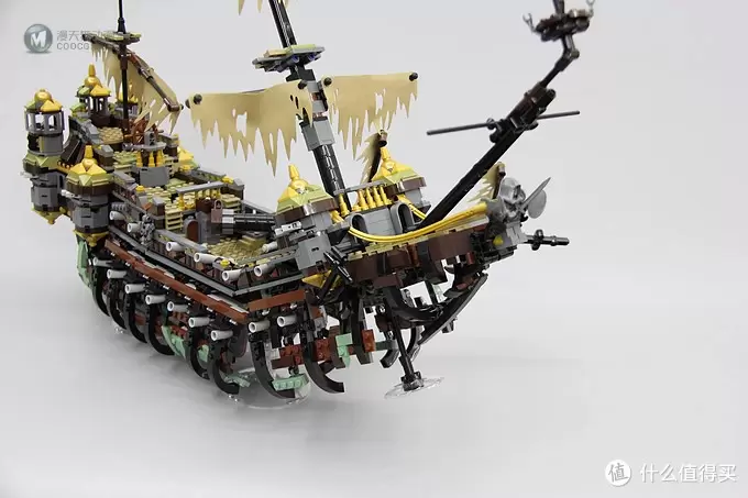 天地一沙鸥：乐高加勒比海盗之沉默的玛丽号（LEGO71042）