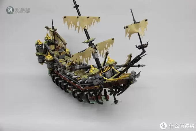 天地一沙鸥：乐高加勒比海盗之沉默的玛丽号（LEGO71042）