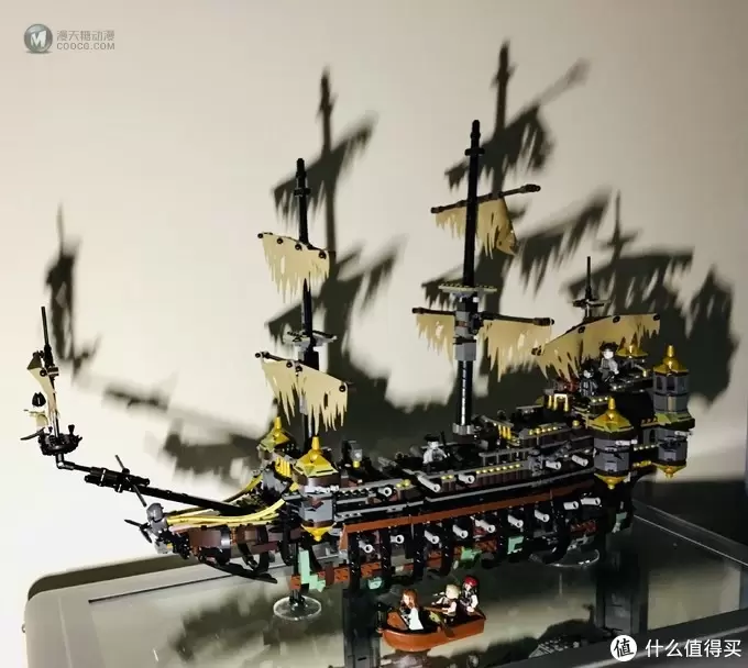 天地一沙鸥：乐高加勒比海盗之沉默的玛丽号（LEGO71042）