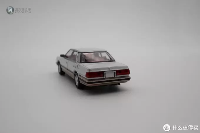 TOMICA 多美卡 TLV 丰田皇冠 Toyota Crown Royal 开箱晒单