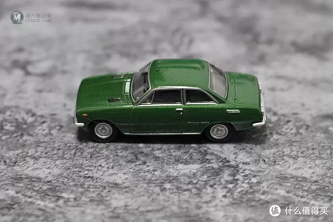 TOMICA 多美卡 TLV 五十铃·Bellett 1800 GT开箱晒单
