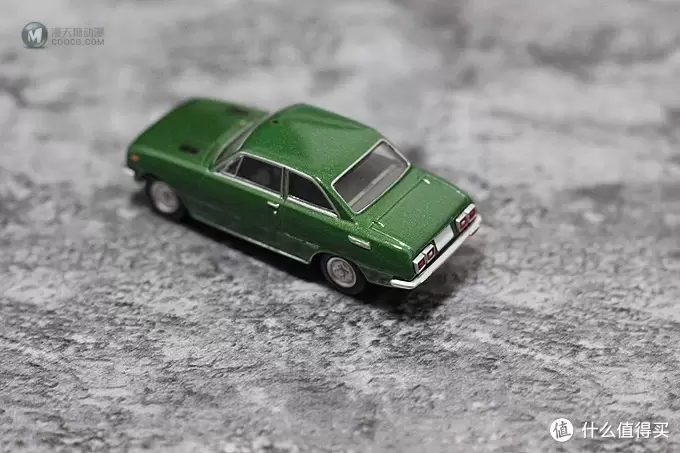 TOMICA 多美卡 TLV 五十铃·Bellett 1800 GT开箱晒单