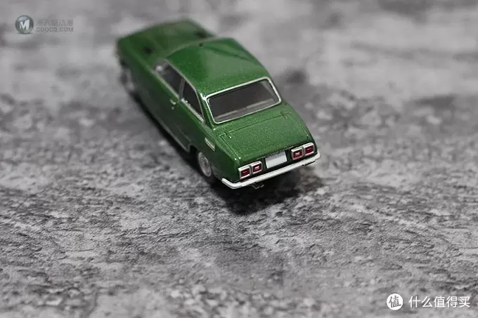 TOMICA 多美卡 TLV 五十铃·Bellett 1800 GT开箱晒单